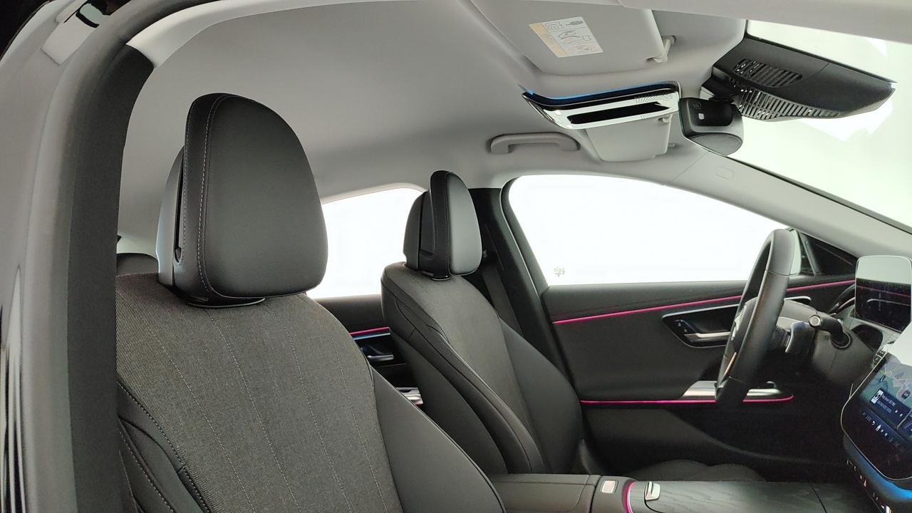 Mercedes-Benz E 220 d Advanced auto