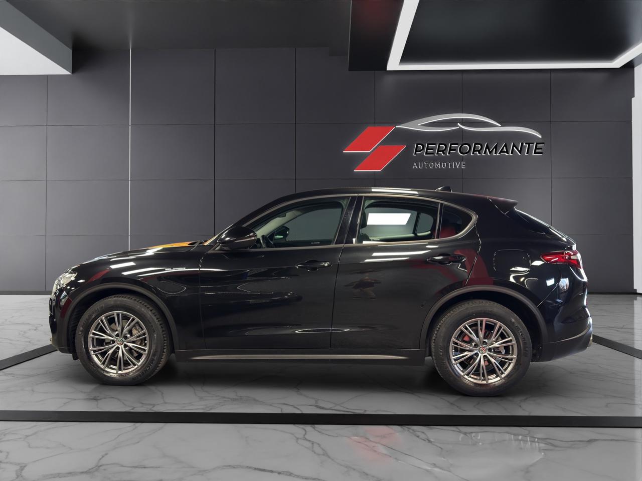 Alfa Romeo Stelvio 2.2 t Business rwd 160cv auto