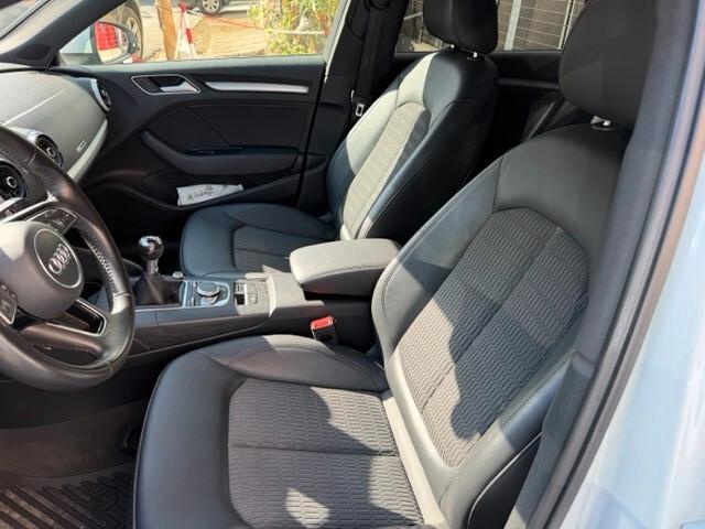 Audi A3 SPB 2.0 TDI 150 CV S-LINE