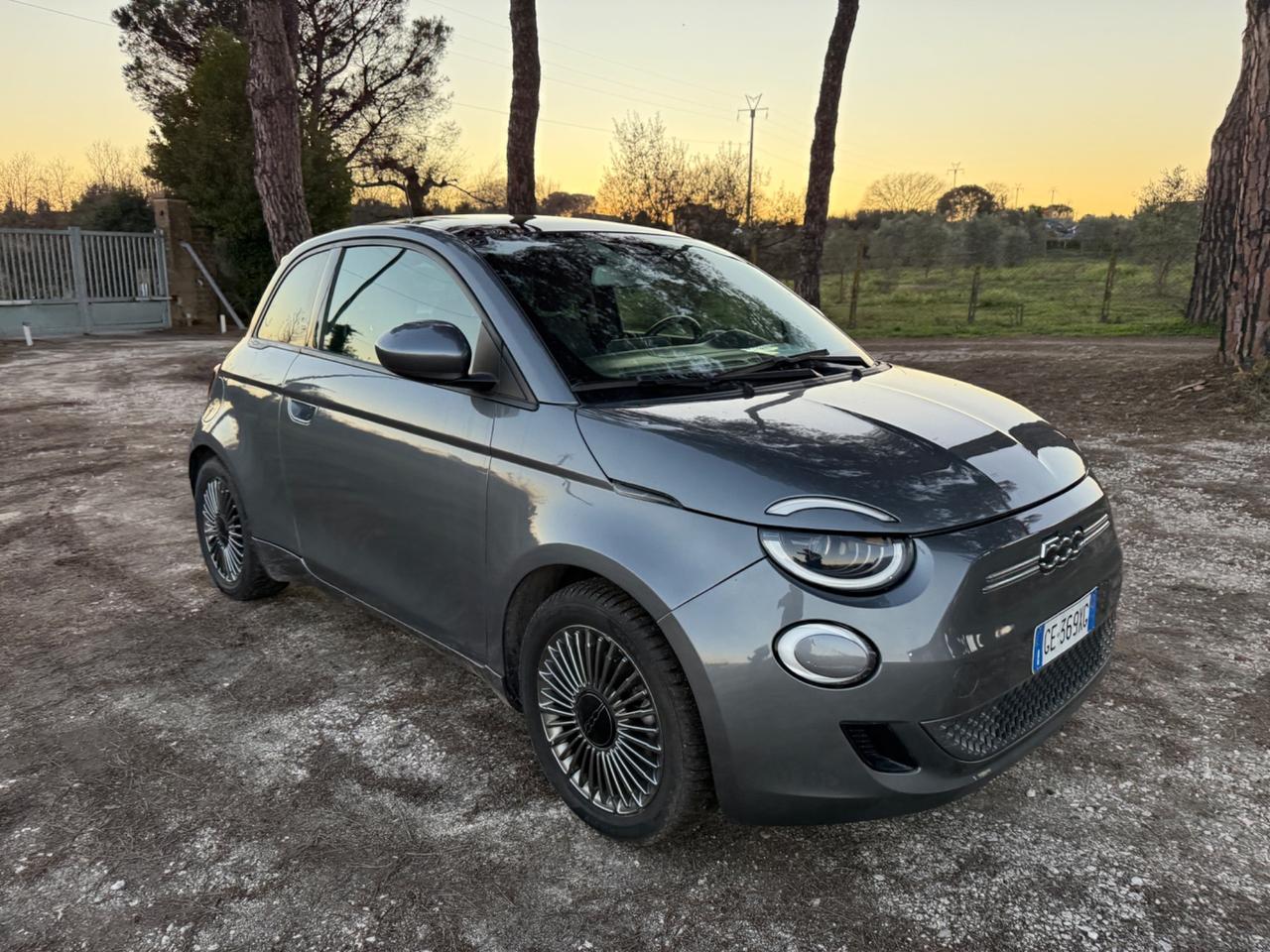 Fiat 500 500e 260km AUTONOMIA LED !!!