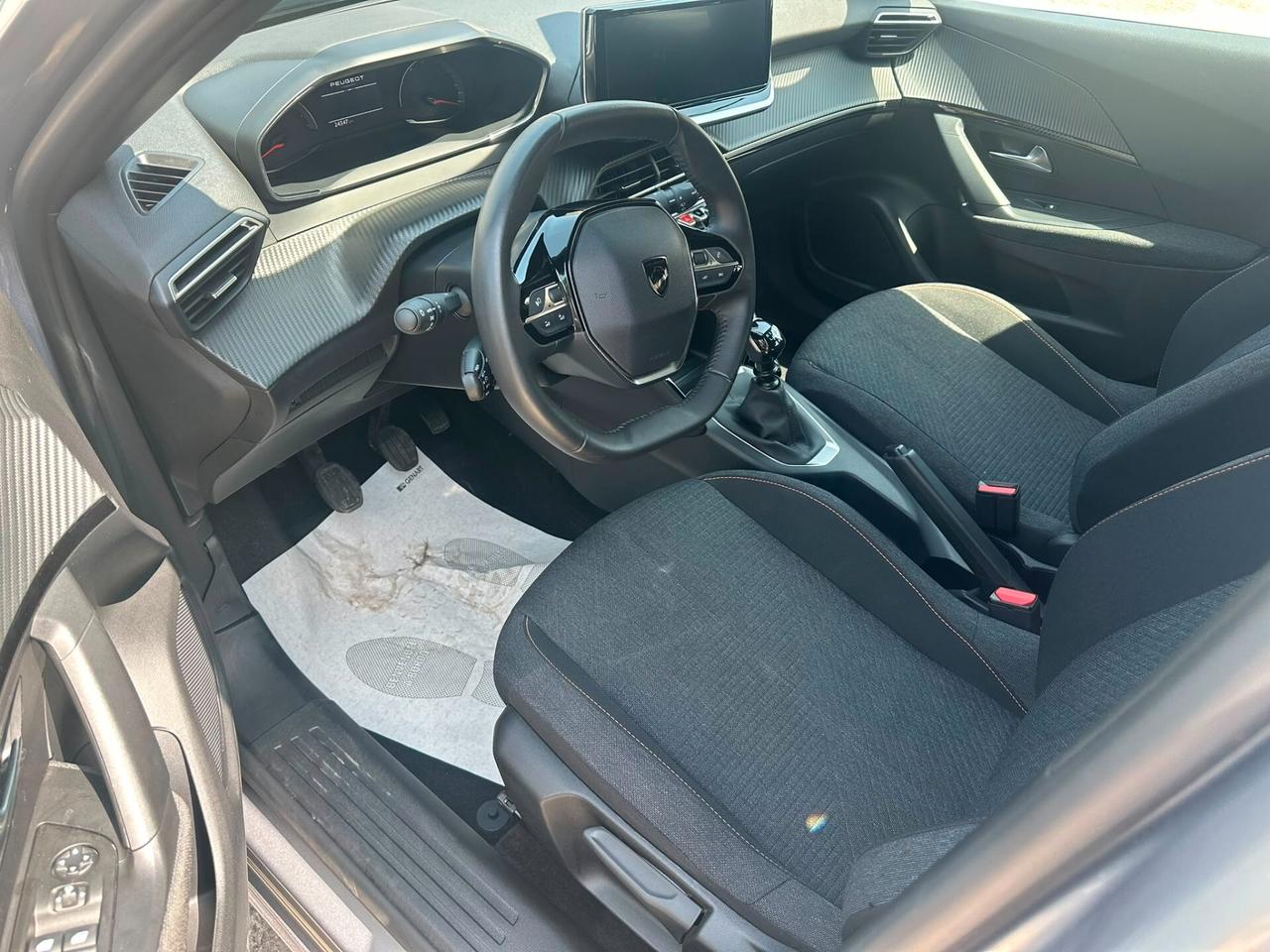 Peugeot 2008 PureTech 100 S&S Style