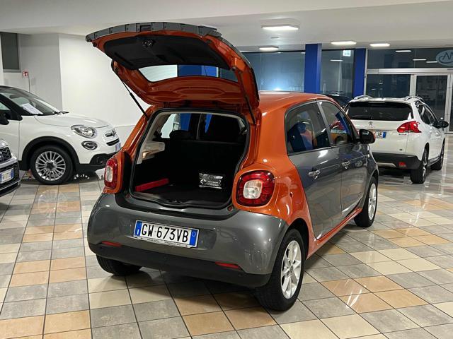 SMART ForFour 70 1.0 Passion