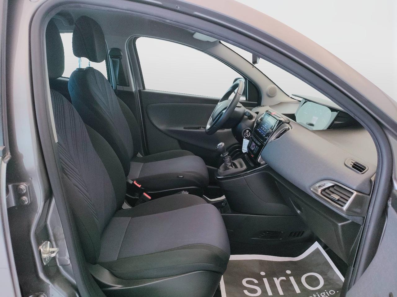 LANCIA Ypsilon III 2021 - Ypsilon 1.0 firefly hybrid Gold s&s 70cv