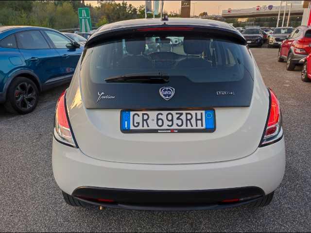 LANCIA Ypsilon 1.0 hybrid Silver s&s 70cv