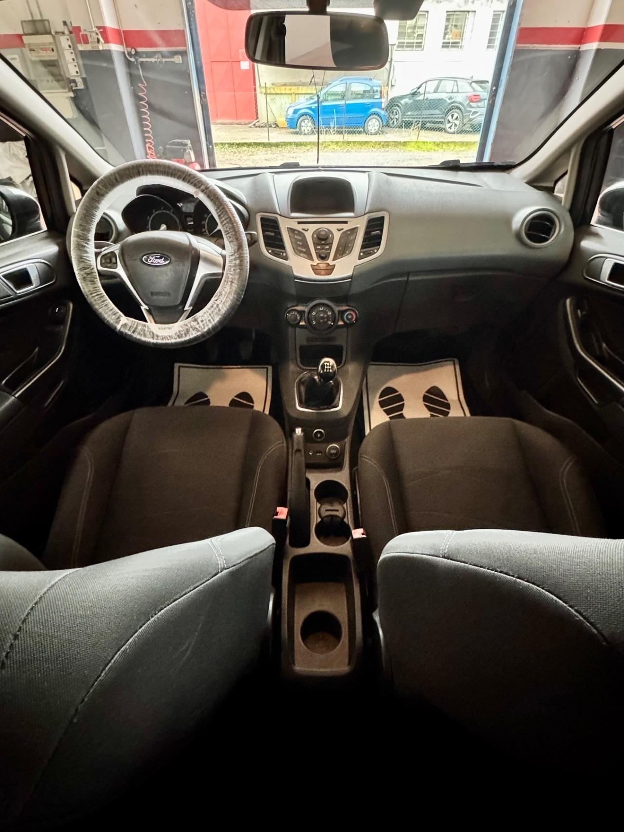 Ford Fiesta 1.4 5 porte Bz.- GPL Business