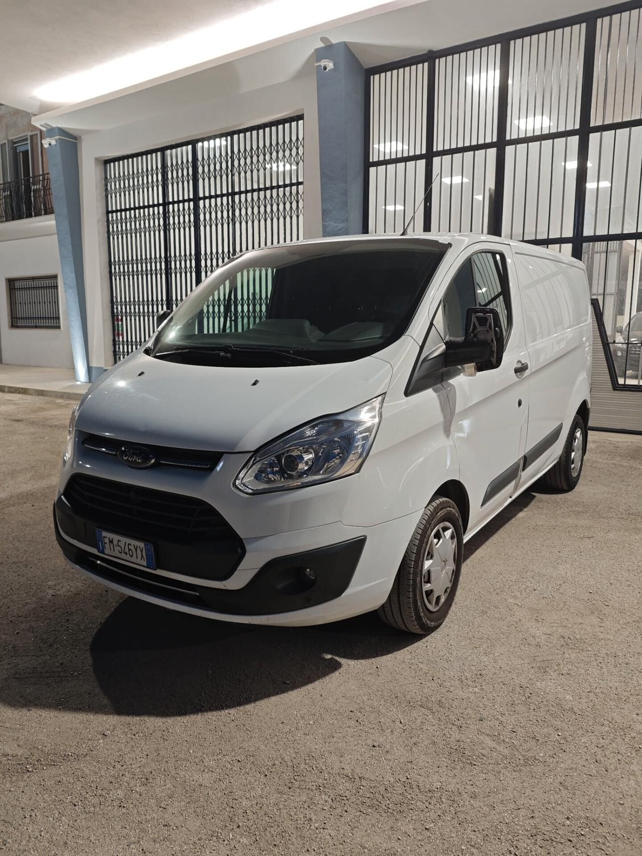 Ford Transit Custom 270 2.0 TDCi 130 PC - PREZZO IVA INCLUSA - USATO