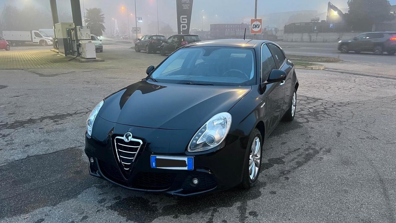 Alfa Romeo Giulietta 1.6 JTDm-2 105 CV Distinctive