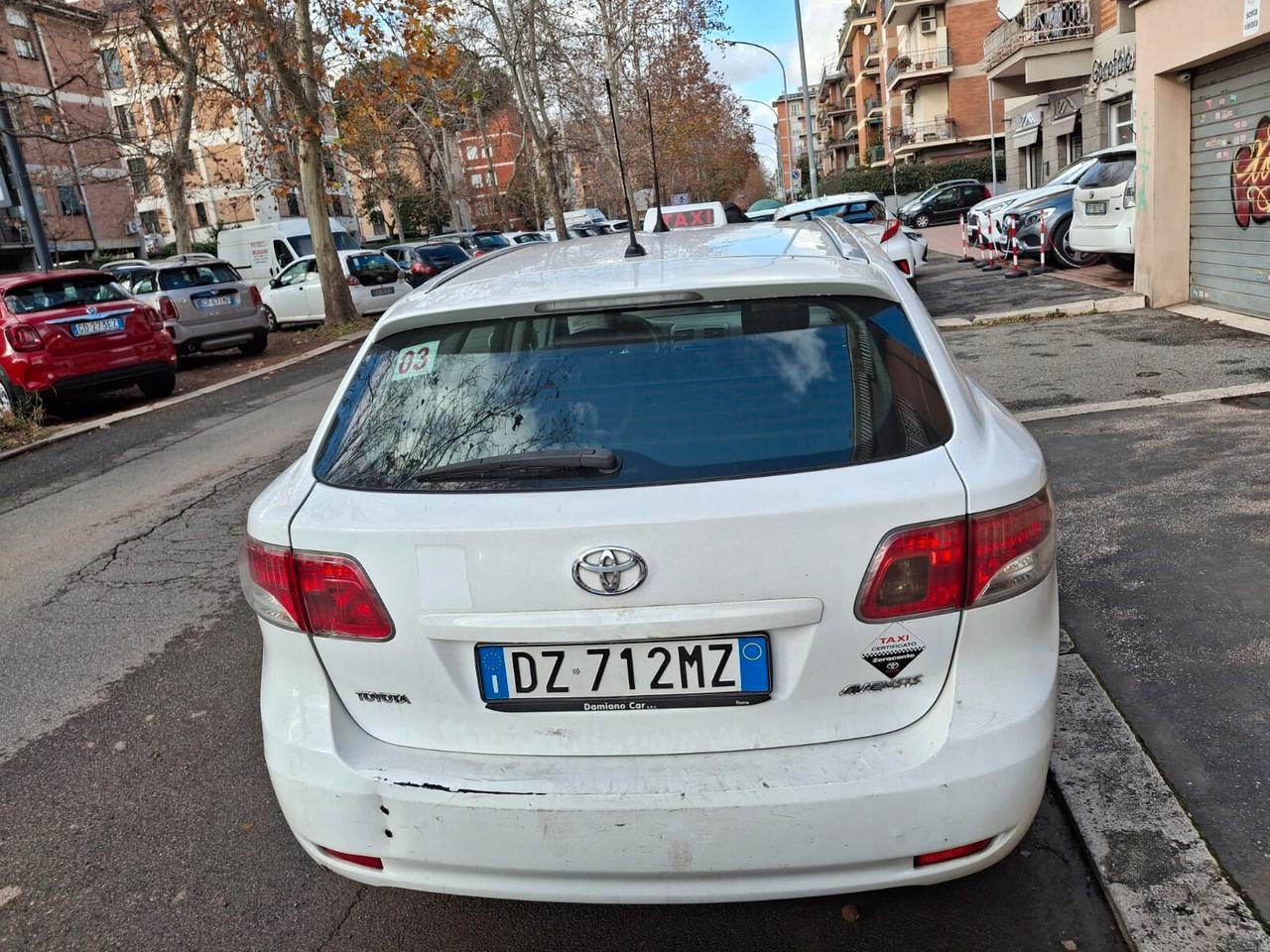 Toyota Avensis 2.0 D-4D Wagon Executive