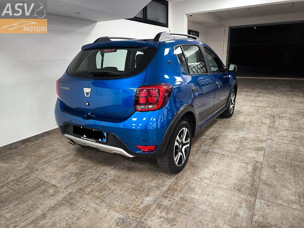 Dacia Sandero Stepway 1.0 TCe 100CV ECO-G 15th Anniversary