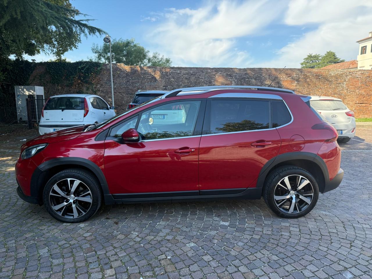 Peugeot 2008 BlueHDi 120 S&S Black Matt