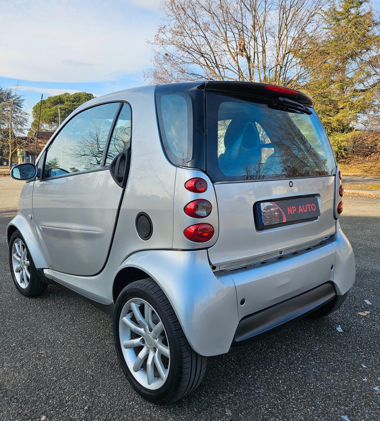 Smart ForTwo 700 coupé pure (45 kW)