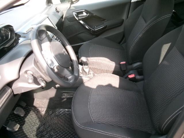 Peugeot 208 BlueHDi 75 5 porte Allure