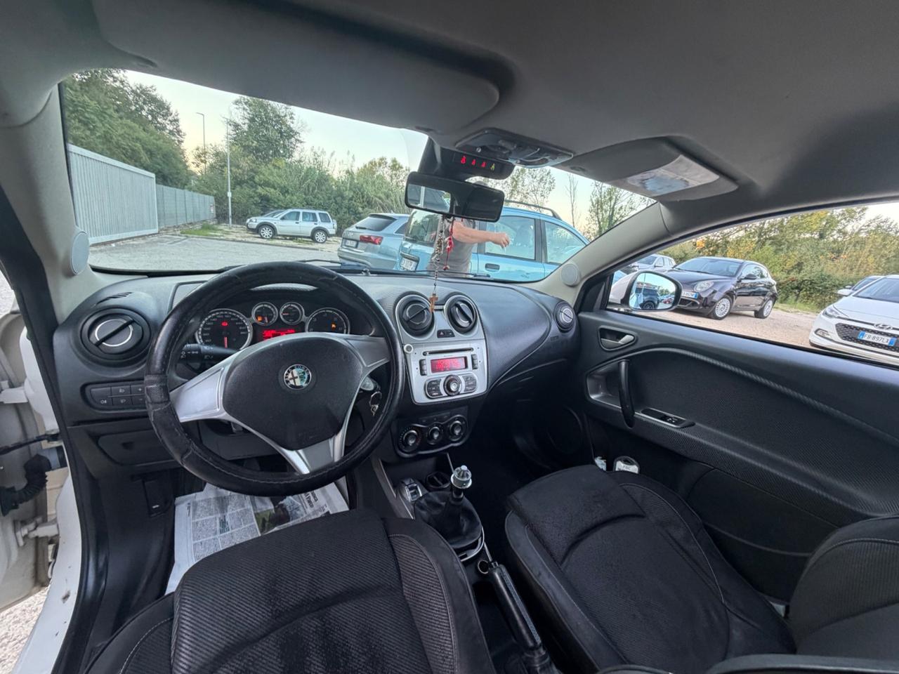 Alfa Romeo MiTo 1.6 JTDm 16V Distinctive Premium Pack