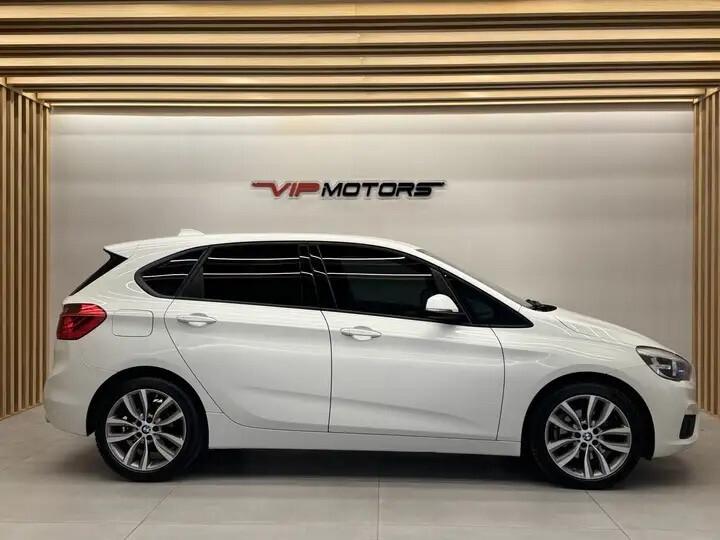 Bmw 220 LUXURY ACTIVE Navi Pelle Xeno 4X4 UNIPROPRIETARIO