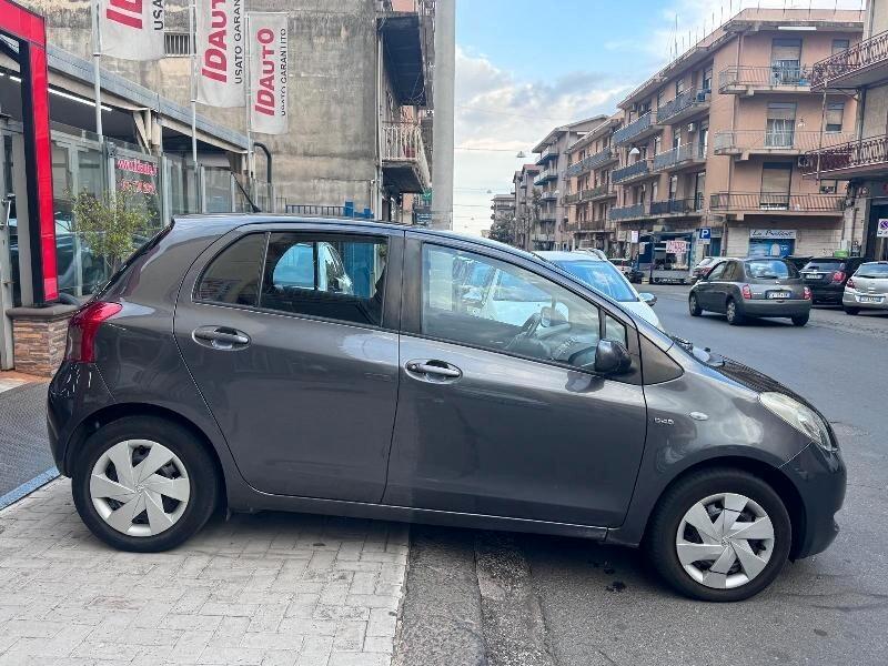 Toyota Yaris 1.4 D-4D 5 porte Navi