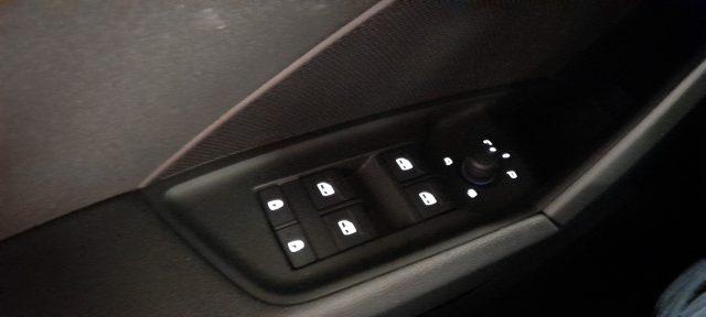AUDI A3 SPORTBACK 30 TDI S tronic Business Advanced