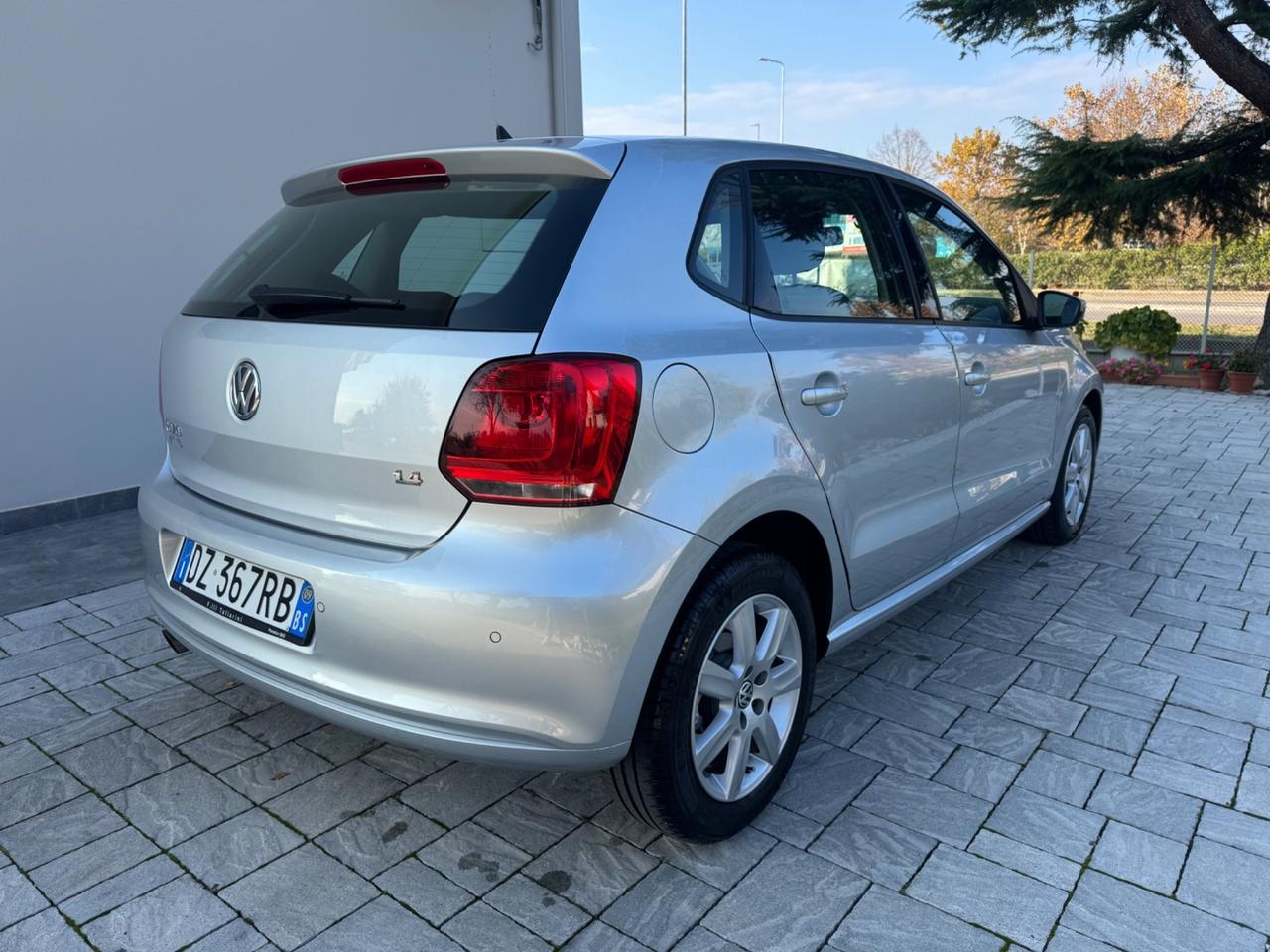 Volkswagen Polo 1.4 5 porte Highline OK NEOPATENTATI