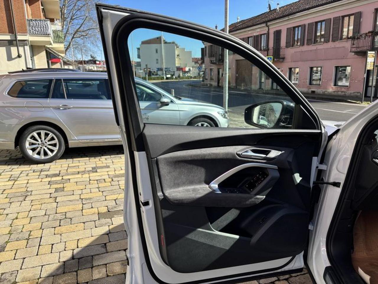 Audi Q5 SPB 40 TDI 204 CV quattro S tronic Identity Black