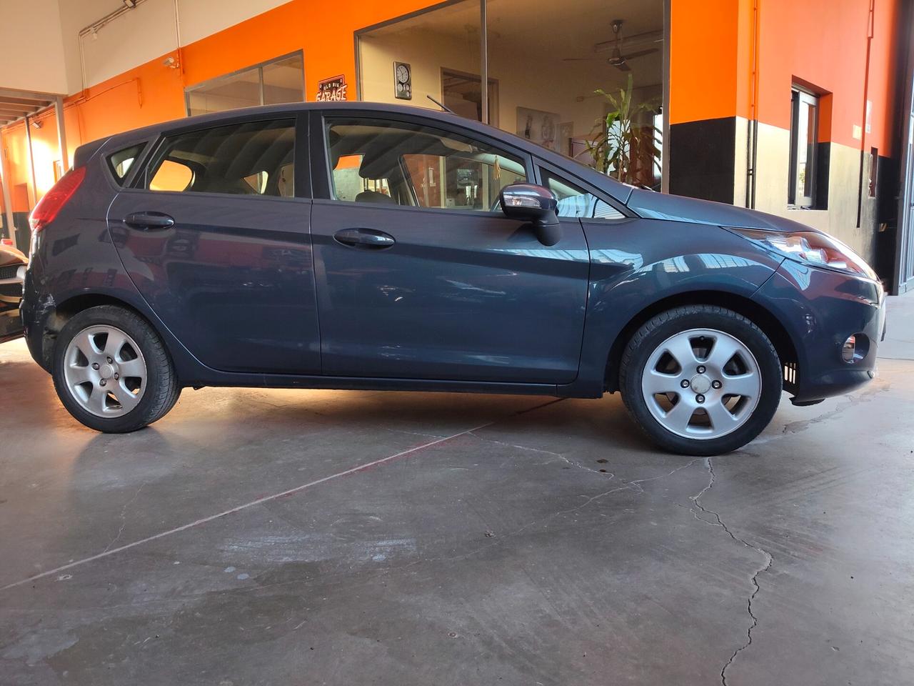 Ford Fiesta Titanium UNIPRO!!!!