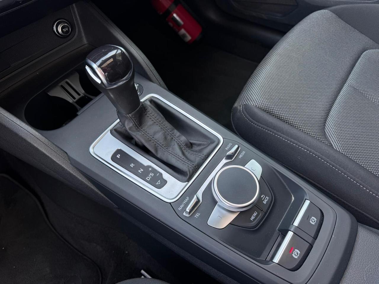 Audi Q2 30 TDI S tronic Admired - Tetto apribile , Virtual Cockpit