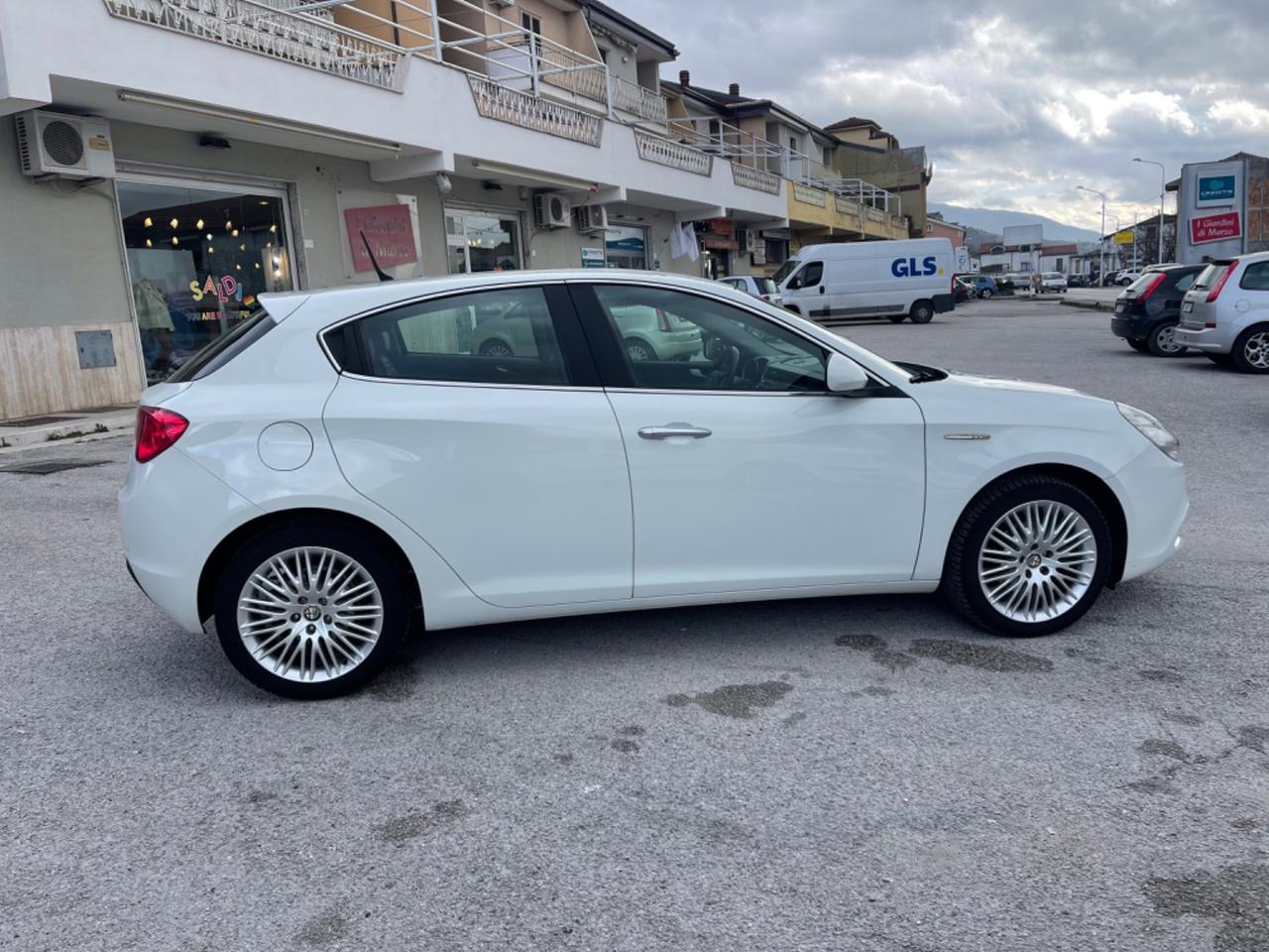 Alfa Romeo Giulietta 1.6 JTDm-2 105 CV Distinctive GARANZIA