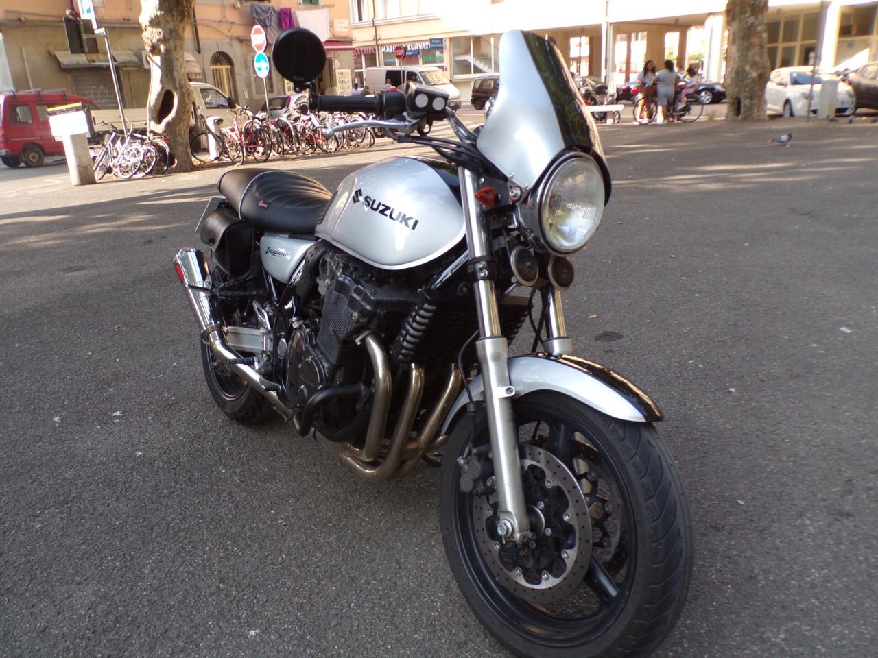 SUZUKI GSX 750 Inazuma - Cafè Racer - UNICA NEL SUO GENERE!