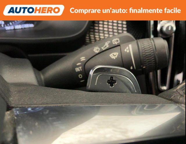 VOLVO XC40 T4 Geartronic R-design