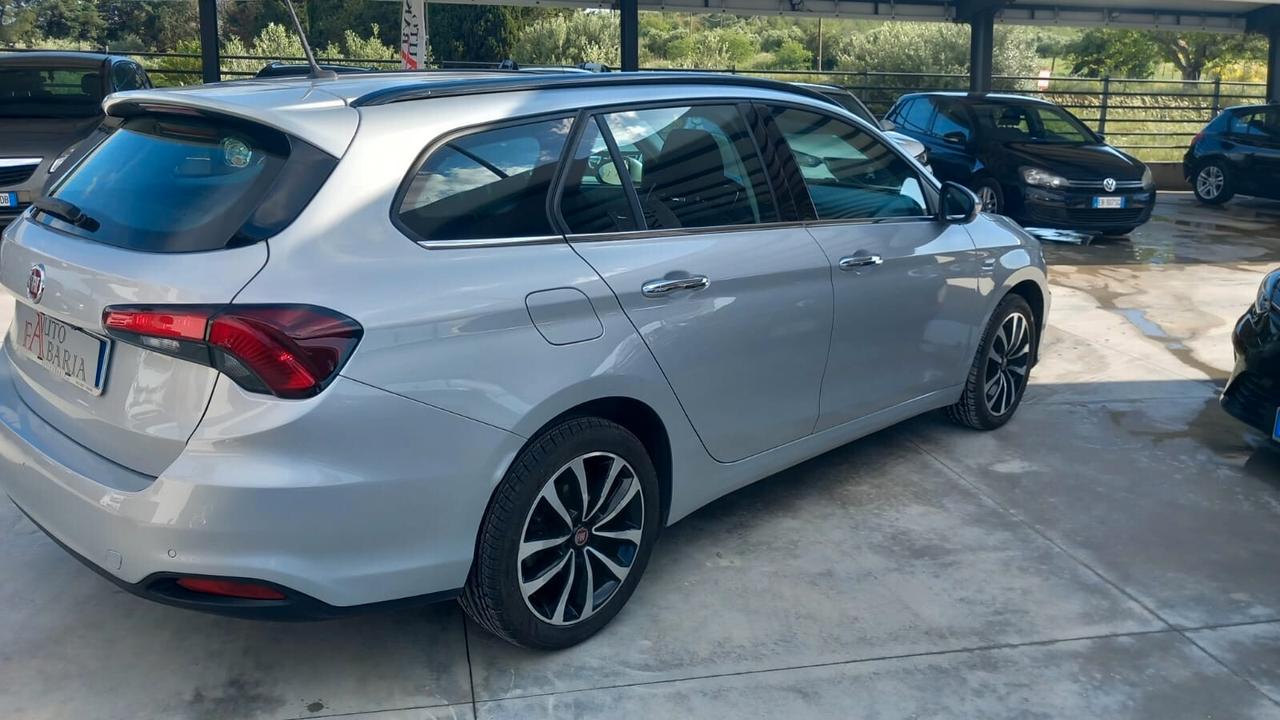 Fiat Tipo 1.6 Mjt S&S DCT SW Lounge