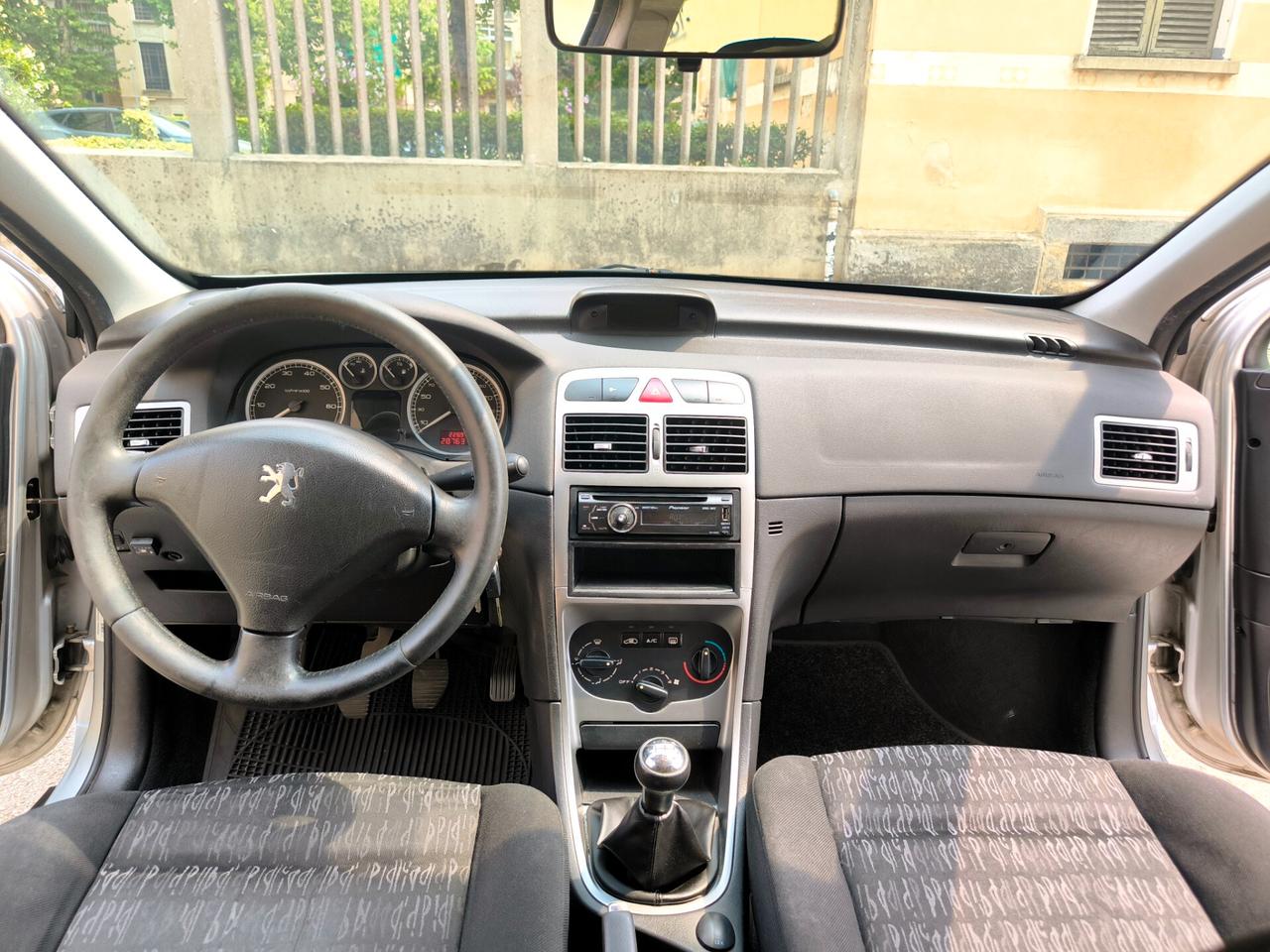 Peugeot 307 1.6 16V 5 Porte XSI