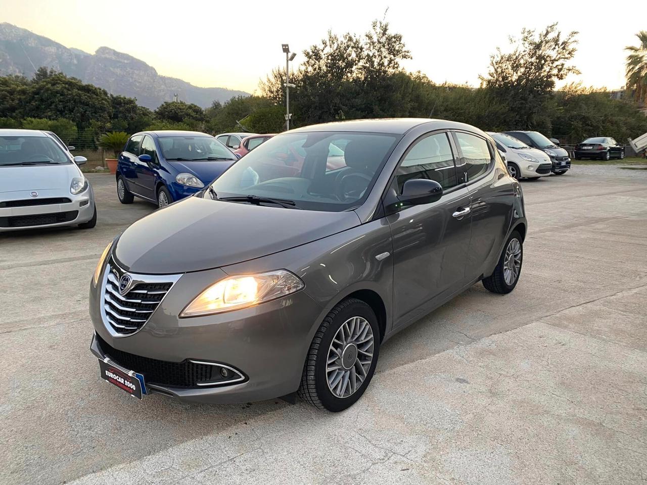 Lancia Ypsilon 1.3 MJT 16V 95 CV 5 porte S&S Gold