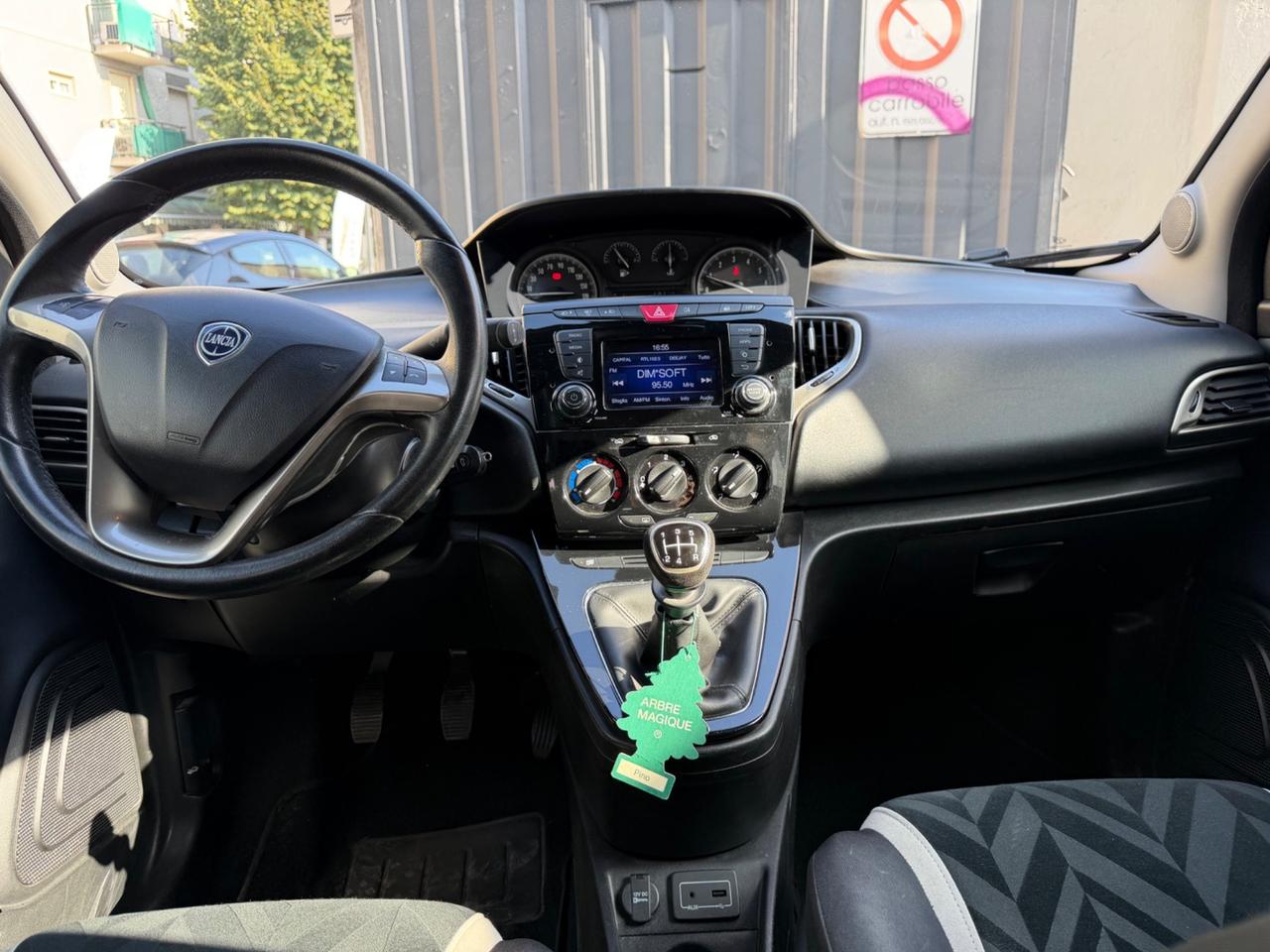Lancia Ypsilon 1.2 Neopatentati Euro 6