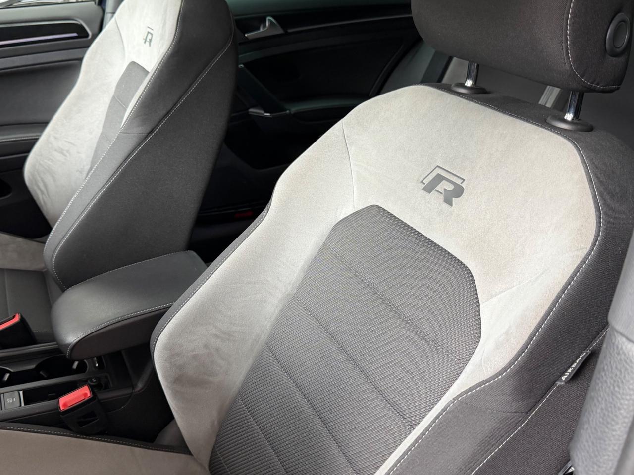 Volkswagen Golf R 2.0 DSG 5p.