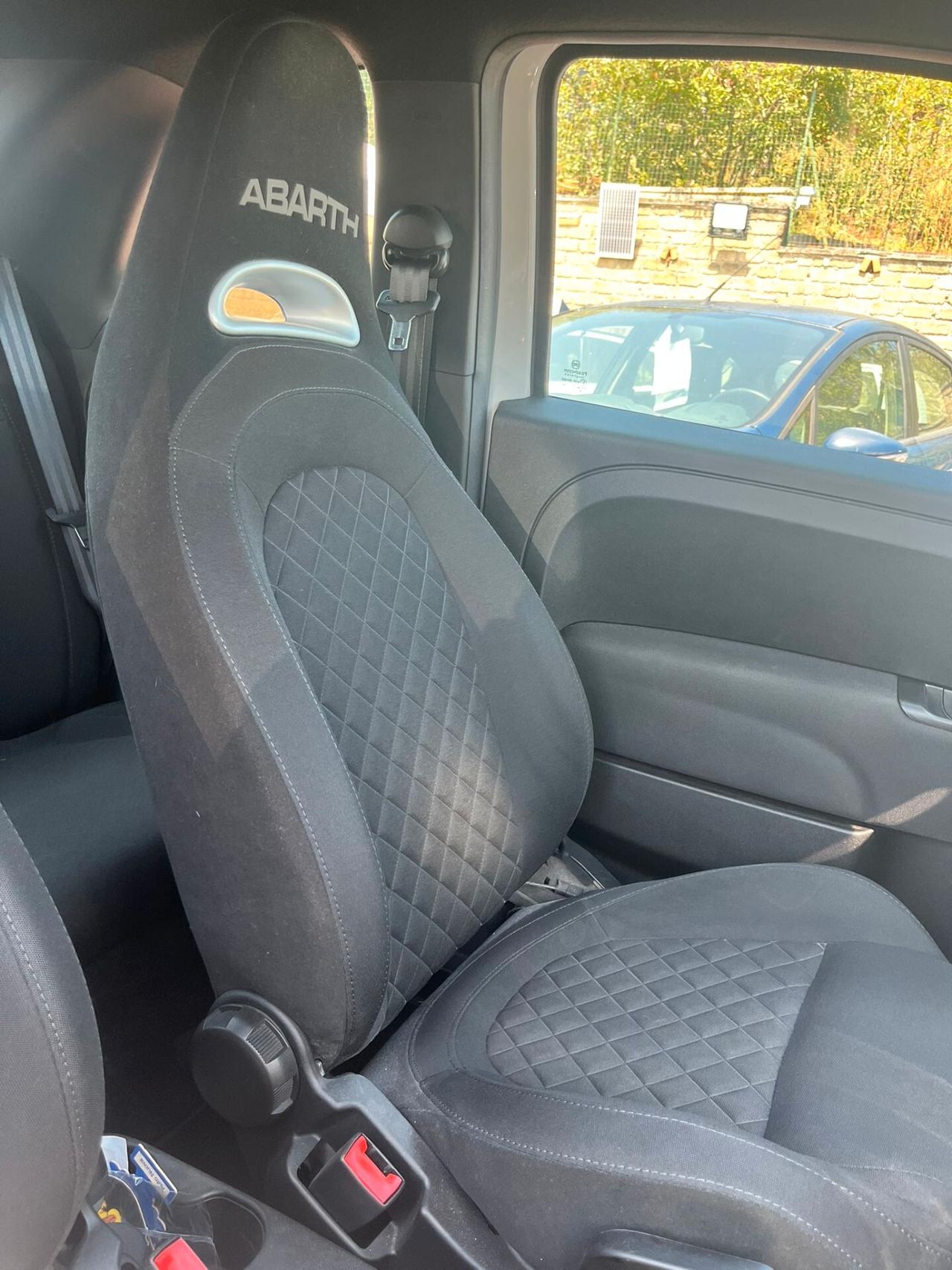 Abarth 595 1.4 Turbo T-Jet 165 CV Turismo
