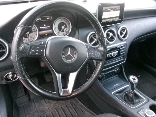 Mercedes-benz A 180 d Premium