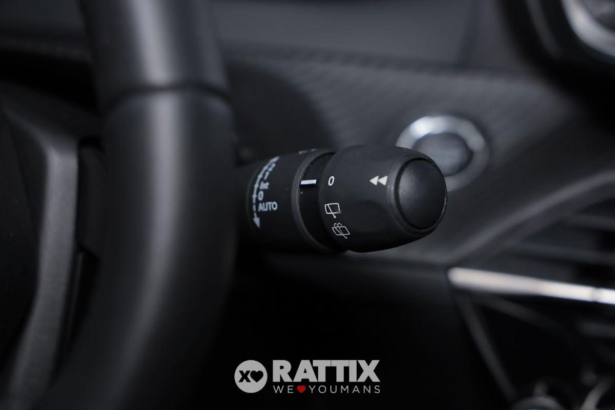 Peugeot 208 1.2 hybrid Allure e-dcs 6