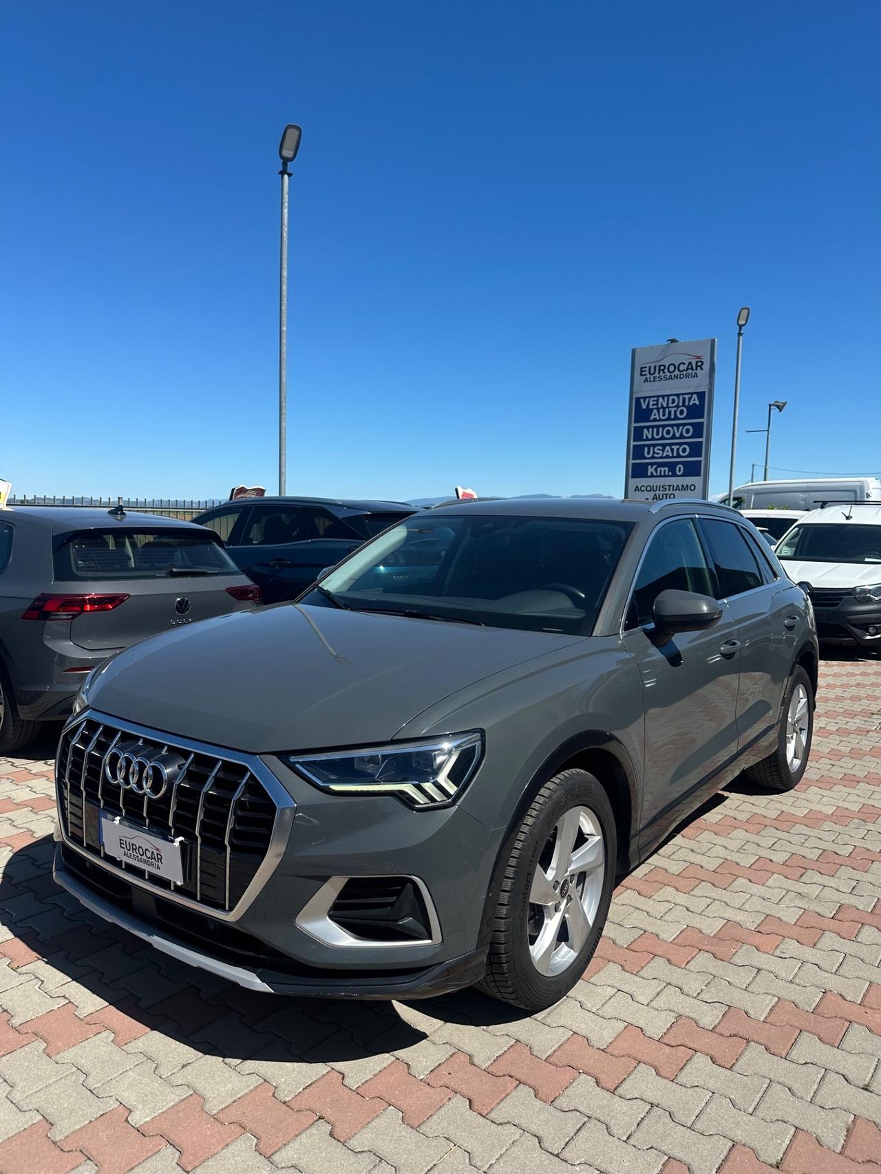 Audi Q3 35 TDI S tronic Business Advanced