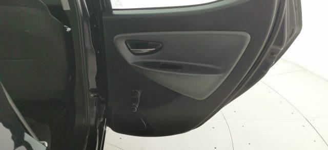 LANCIA Ypsilon 1.2 69 CV 5 porte Gold