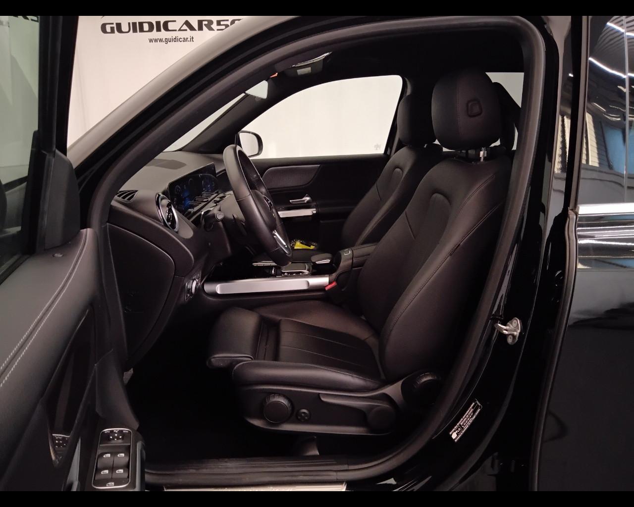 Mercedes-Benz GLB - X247 2019 - GLB 200 d Sport Plus auto