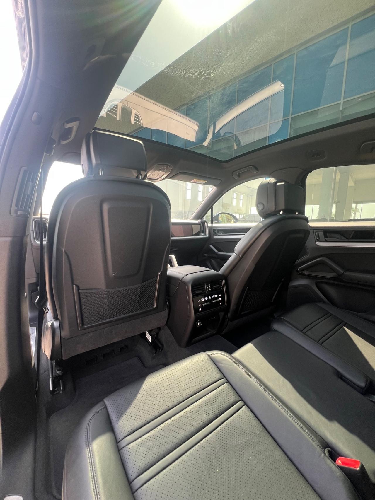 Porsche Cayenne Coupé 3.0 V6 S E-Hybrid - possibilità noleggio no scoring