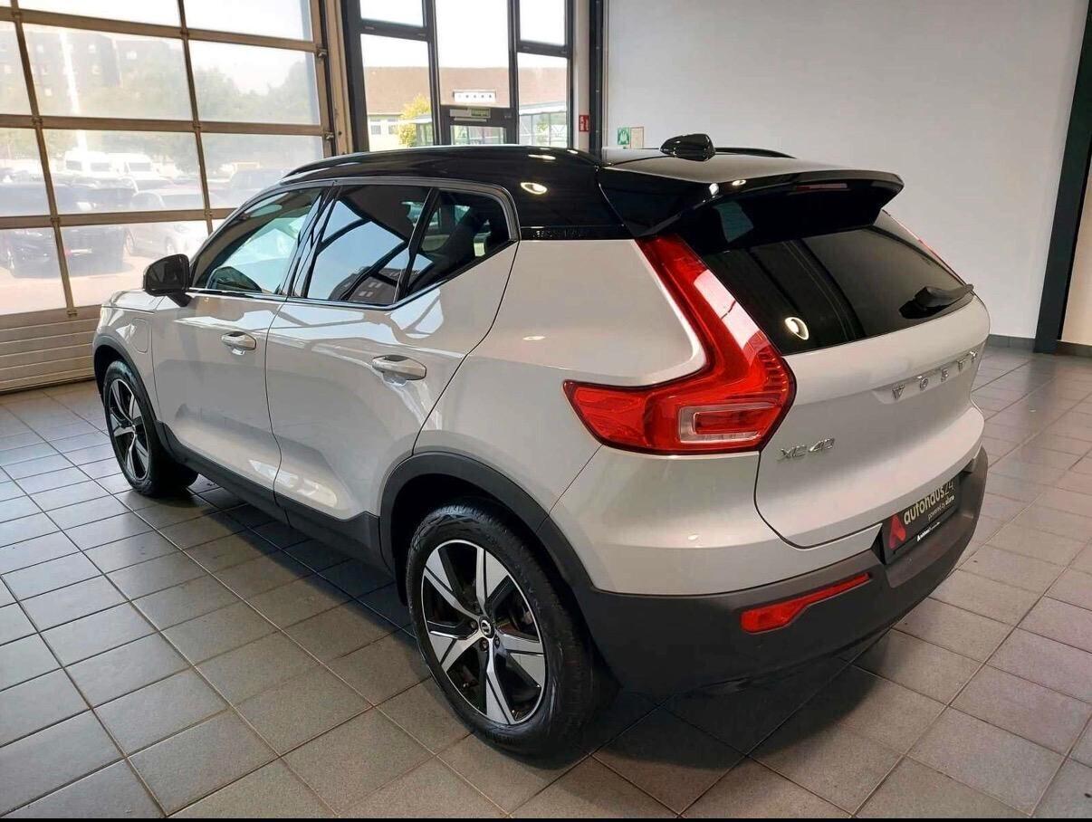 Volvo XC40 Recharge Plug-in Hybrid R-Design 211CV