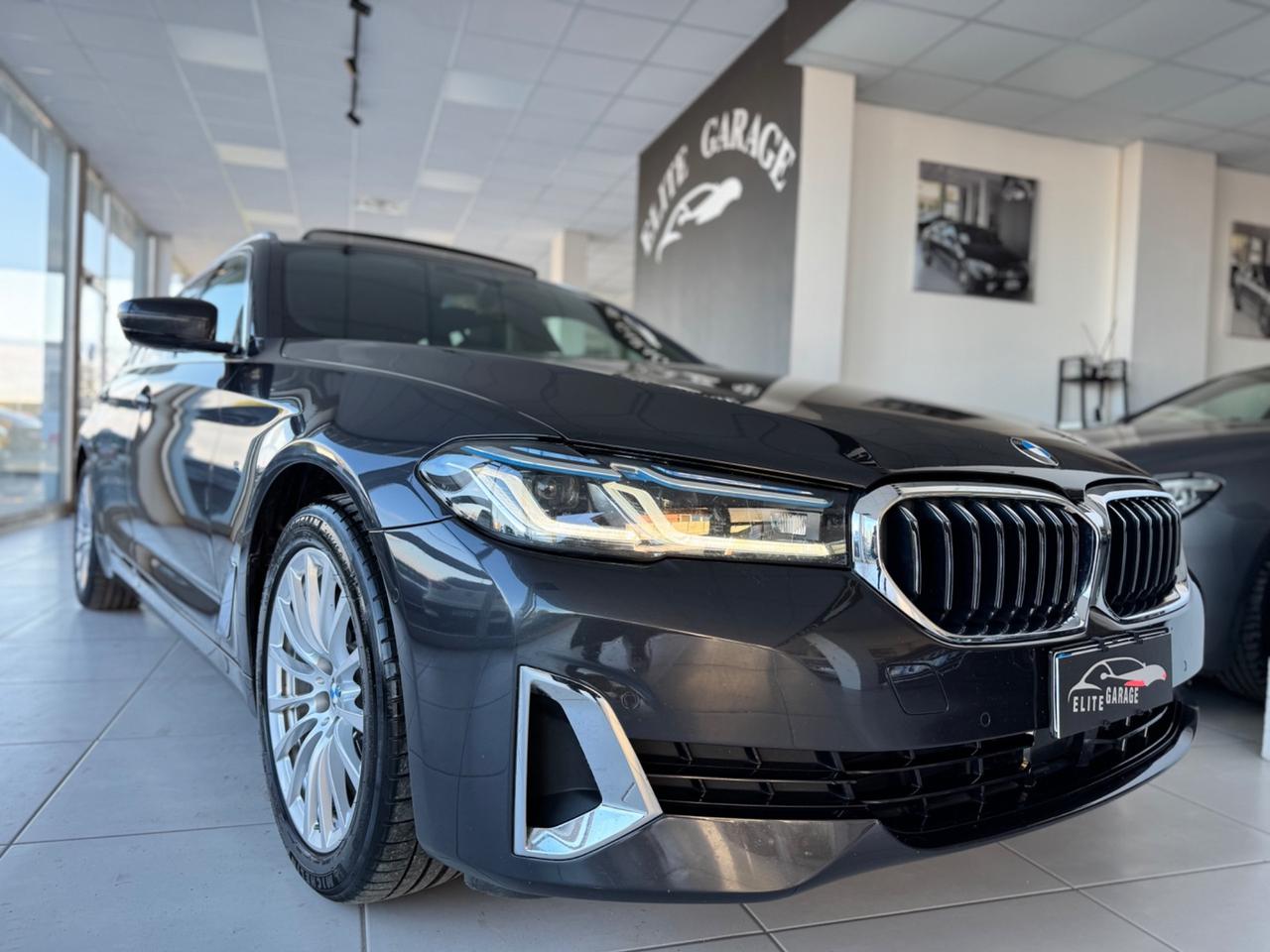 Bmw 520d xDrive Luxury TETTO LASER ACC