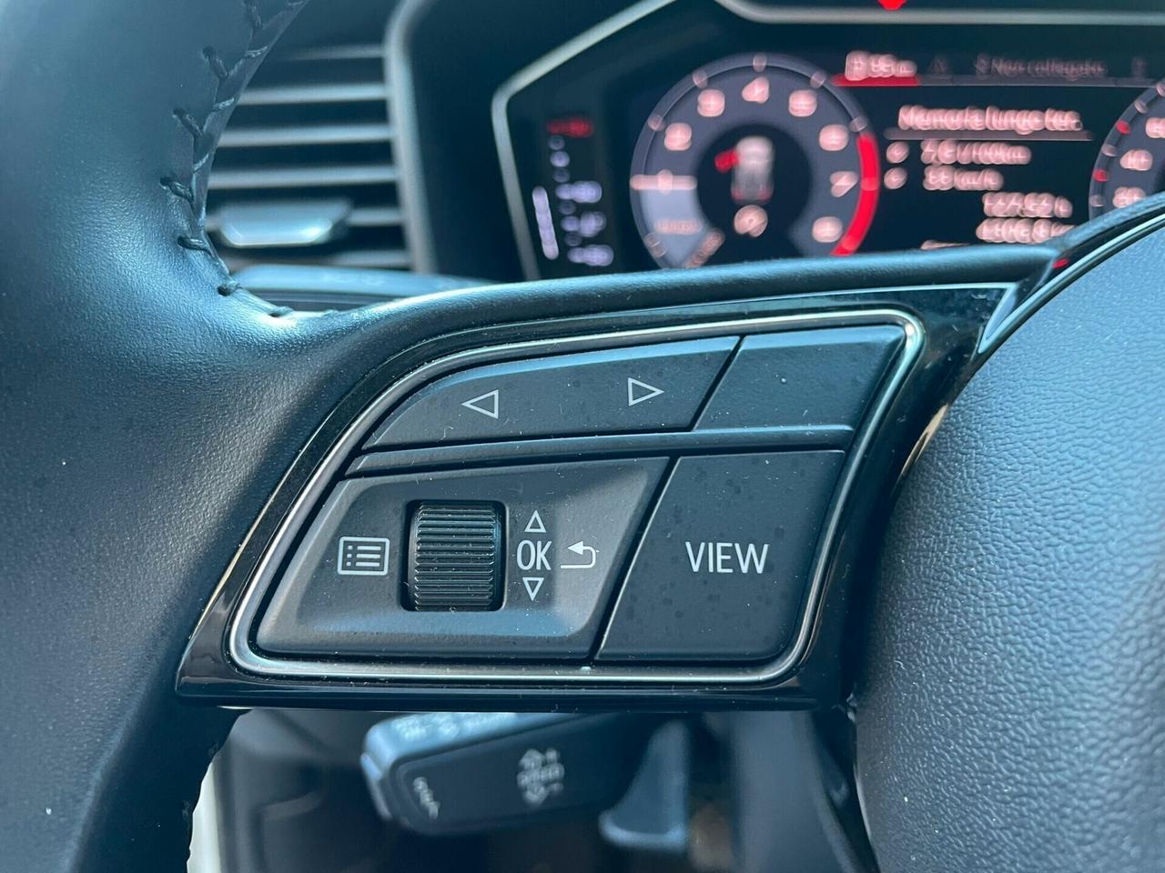 AUDI A1 SPTB IDENTITY CONTRAST 25TFSI 95cv