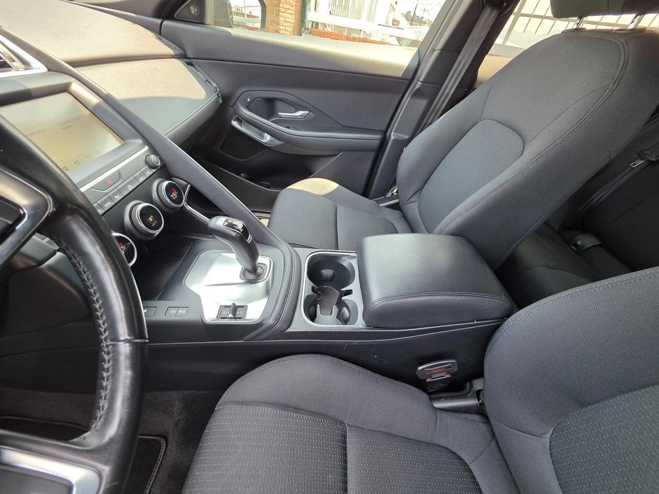 Jaguar E-Pace 2.0D 150 CV AWD R-Dynamic S