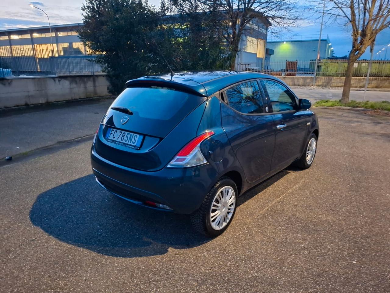 Lancia Ypsilon 1.2 5 porte GPL del 16 SOLO 128.000 KM