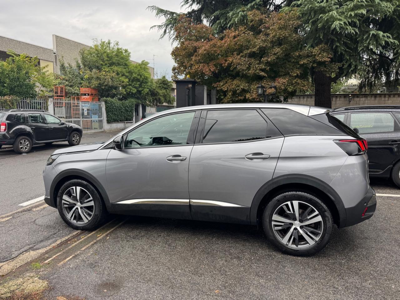 Peugeot 3008 BlueHDi 130 S&S EAT8 Active Pack