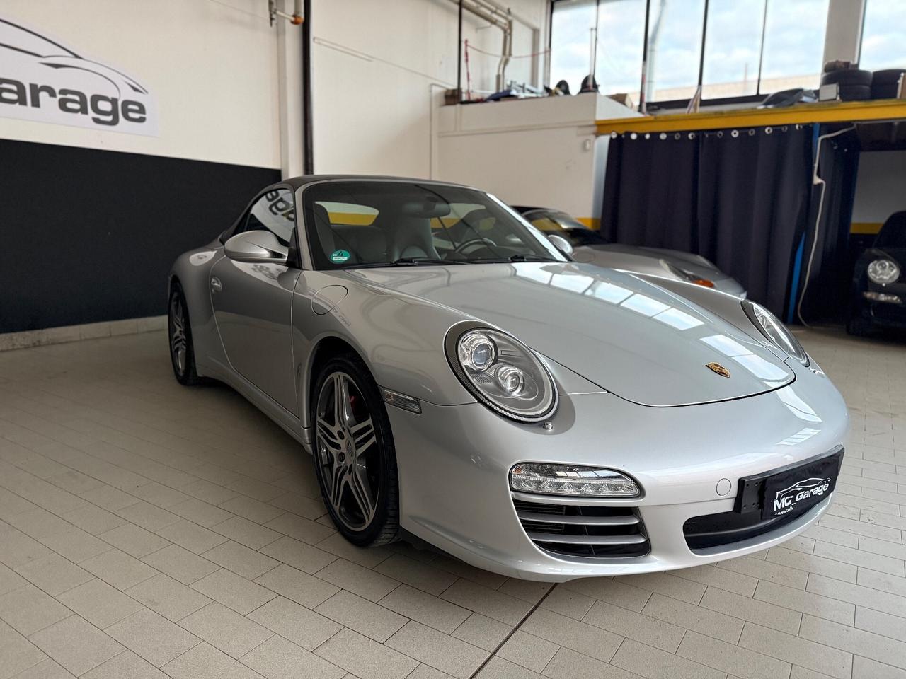 Porsche 997.2 Carrera 4S Cabriolet