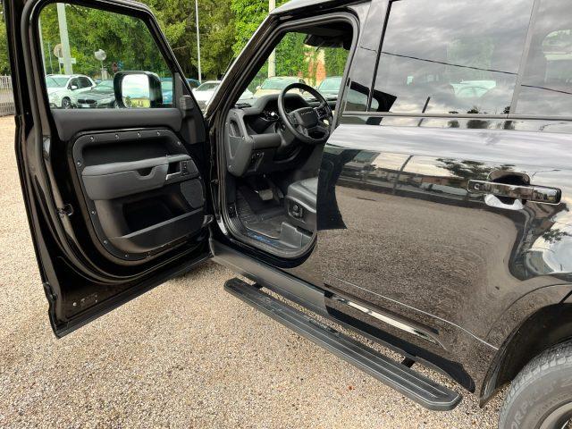 LAND ROVER Defender 110 3.0D I6 200 CV AWD Auto X-Dynamic SE