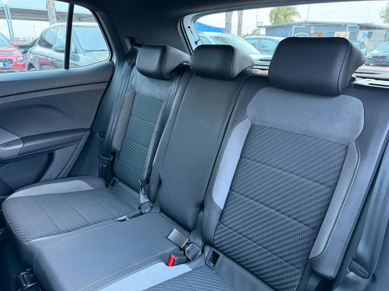 Volkswagen T-Cross 1.0 TSI 115 CV Advanced R-LINE