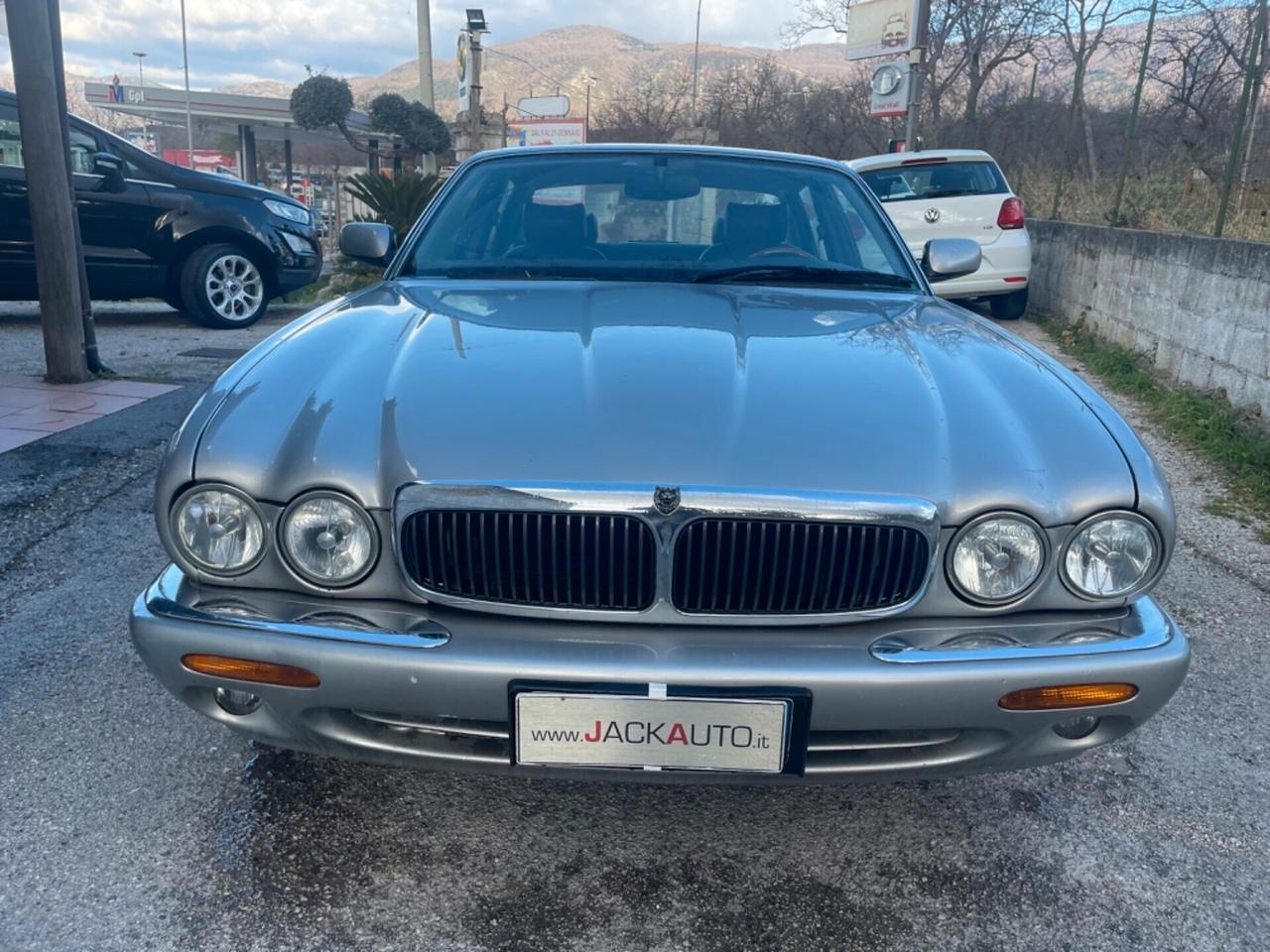 Jaguar XJ 3.2 cat Executive