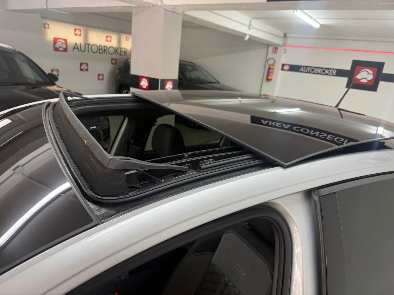 VOLKSWAGEN Taigo Taigo 1.5 TSI 150 CV DSG R-Line